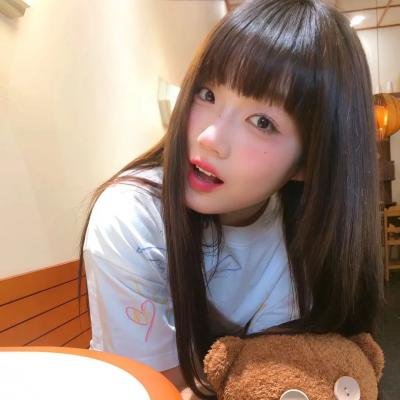 窗户上的阴影